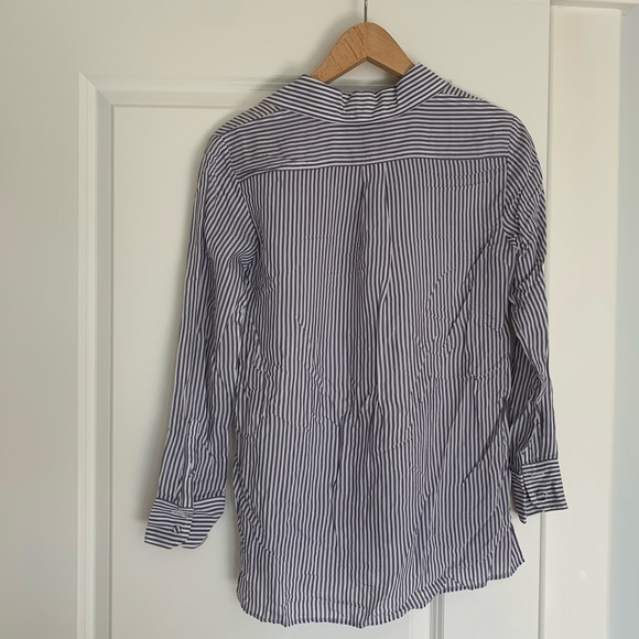 BNWT Banana Republic silky button up - Picture 5 of 5
